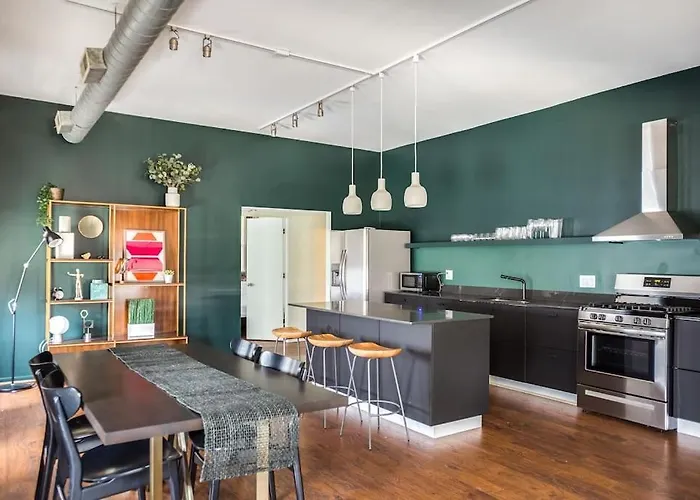 The Orleans - Entire Building - With Rooftop Deck Appartamento *