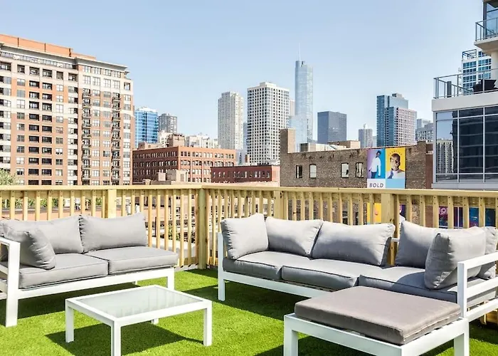 The Orleans - Entire Building - With Rooftop Deck *